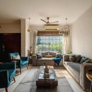 aravali-woods.top-gurgaonhotels.com/